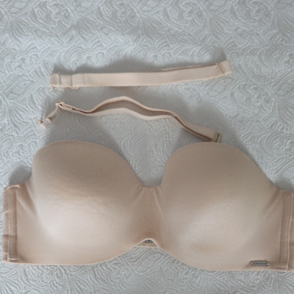 La Vie En Rose Beige Strapless Bra